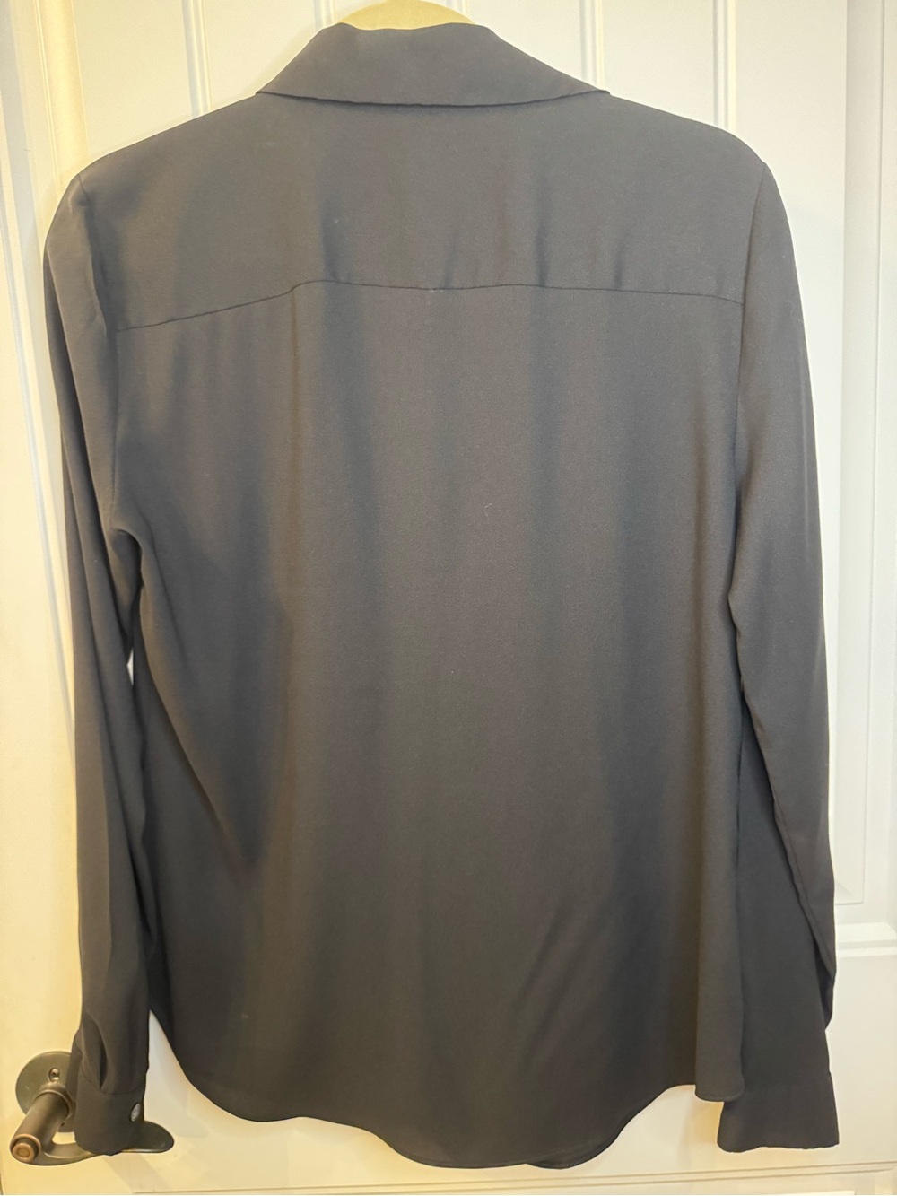Women’s Ann Taylor Solid Black Button Down Blouse Size M - Picture 9 of 14